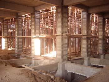 混凝土外包型鋼加固技術(shù)